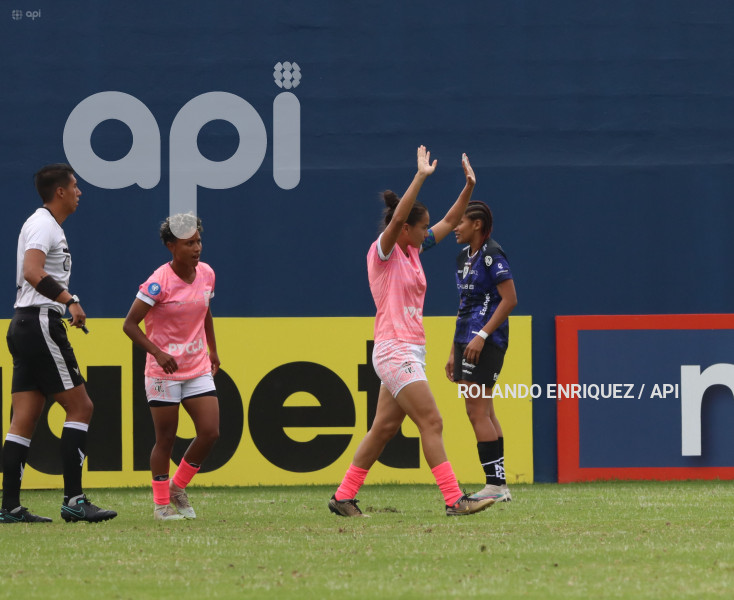 FBL-SUPERLIGA-FEMENINA-DRAGONAS-IDV-NANAS