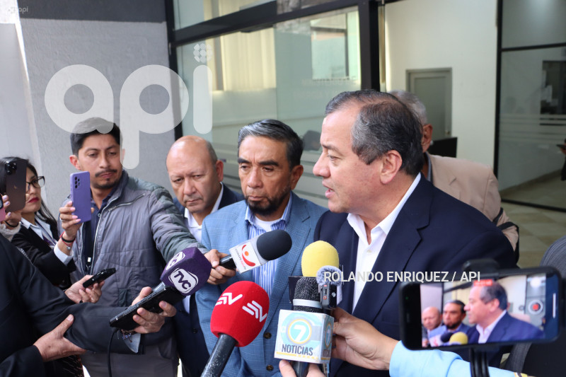 MESAS-DIALOGO-CHOFERES-GOBIERNO