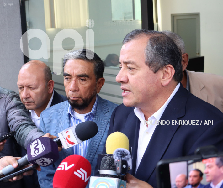 MESAS-DIALOGO-CHOFERES-GOBIERNO