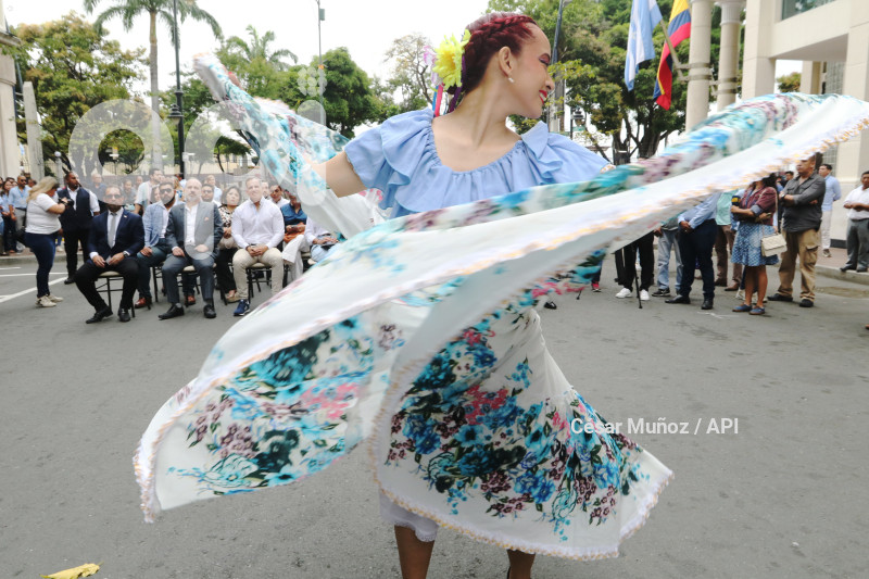 GYE-INICIO FIESTAS JULIANAS