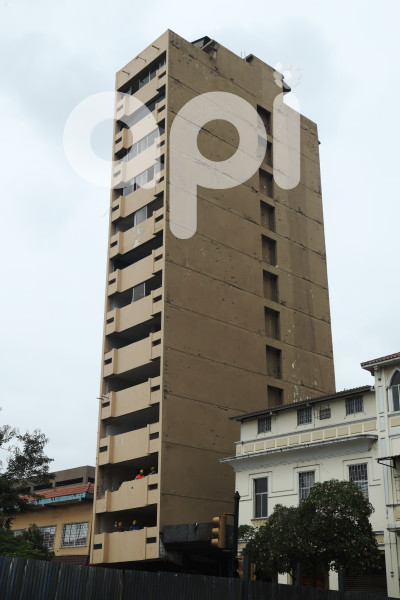 GYE-TRABAJOS EDIFICIO FANTASIA