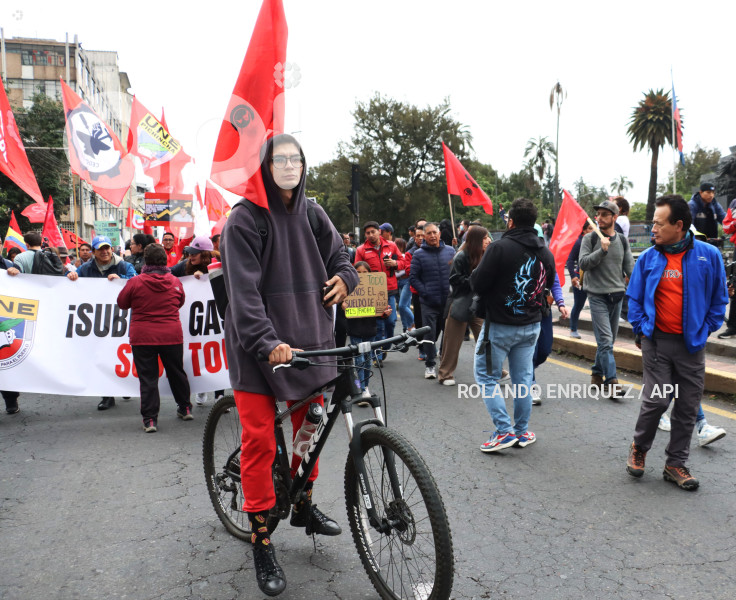 MARCHA-MOVIMIENTOS-SOCIALES