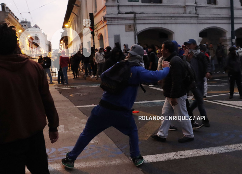 MARCHA-MOVIMIENTOS-SOCIALES