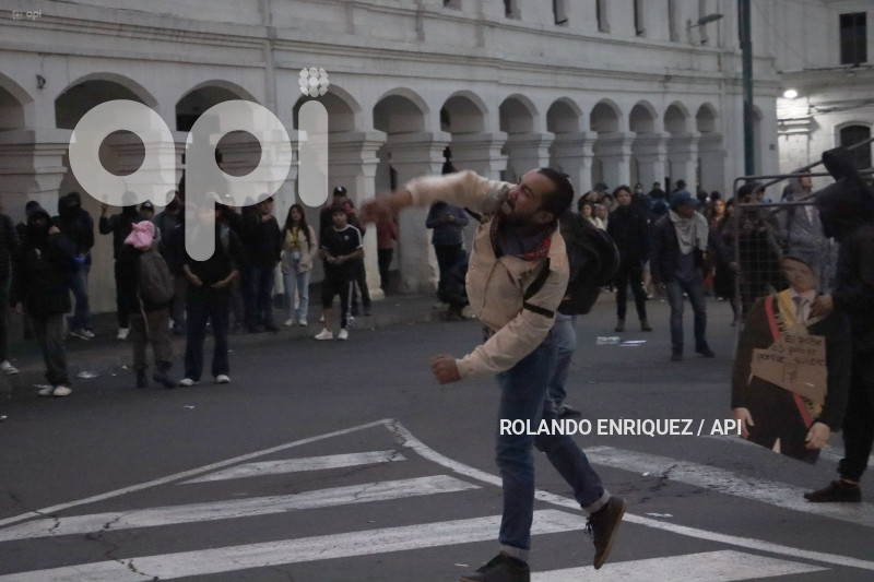 MARCHA-MOVIMIENTOS-SOCIALES