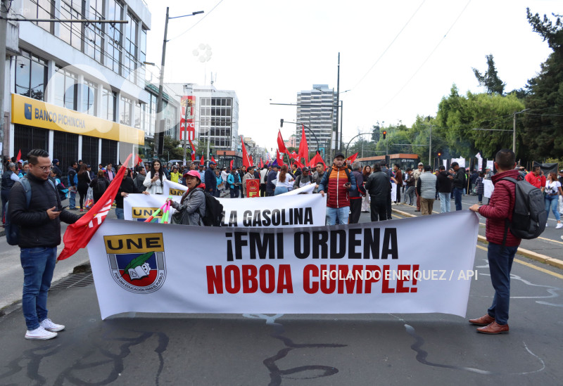 MARCHA-MOVIMIENTOS-SOCIALES
