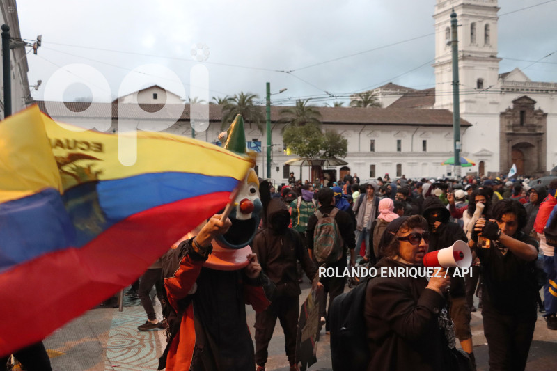 MARCHA-MOVIMIENTOS-SOCIALES