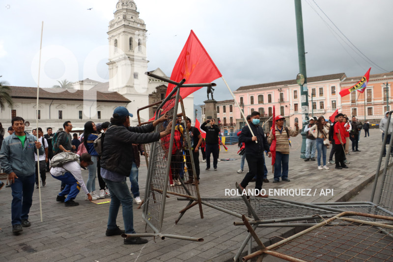 MARCHA-MOVIMIENTOS-SOCIALES