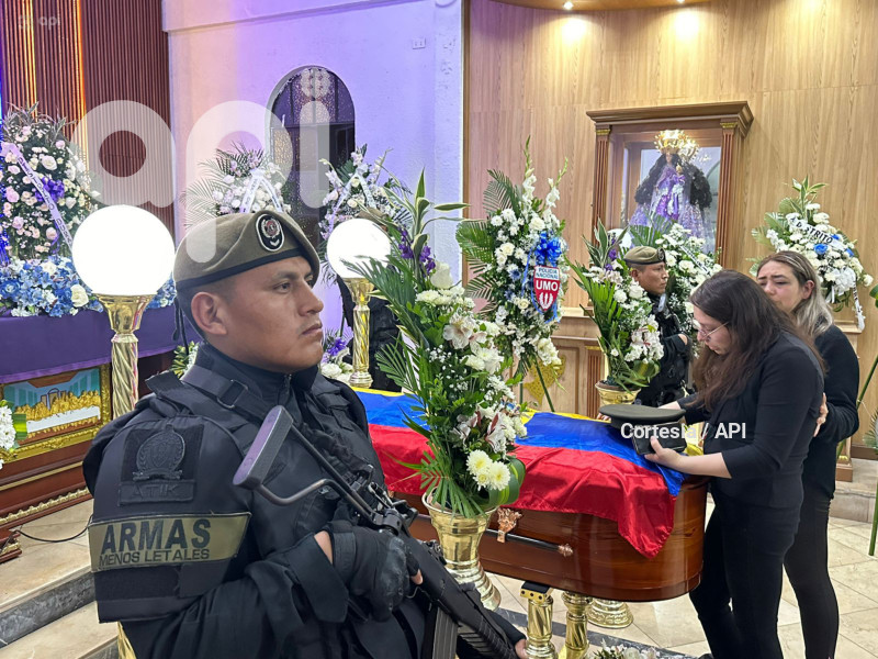 GYE-SEPELIO POLICIA ASESINADO