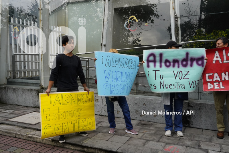 AUDIENCIA ALONDRA SANTIAGO