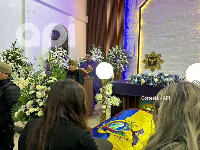 GYE-SEPELIO POLICIA ASESINADO