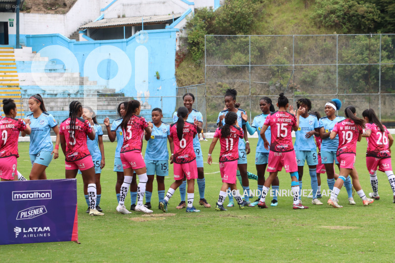 FBL-SUPERLIGA-FEMENINA-CATOLICA-DRAGONAS-IDV