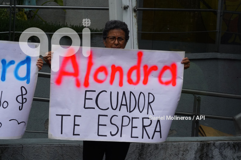 AUDIENCIA ALONDRA SANTIAGO