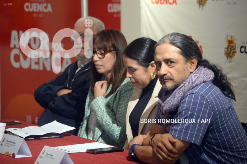 CUENCA-LANZAMIENTO-MARATHON LECTURA-POESIA