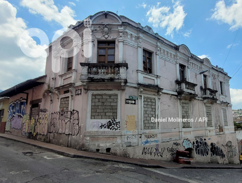 CENTRO HISTORICO CASAS MAL ESTADO