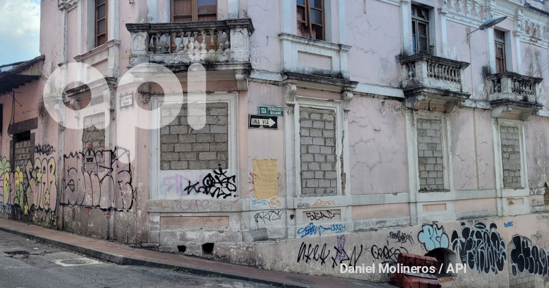 CENTRO HISTORICO CASAS MAL ESTADO