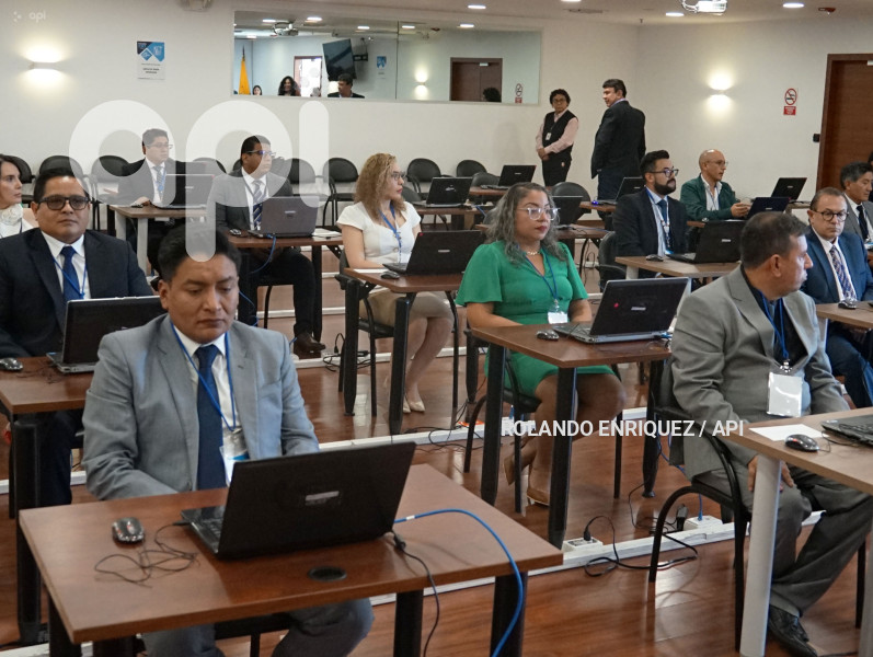 CONCURSO-JUECES-CONJUECES-CNJ