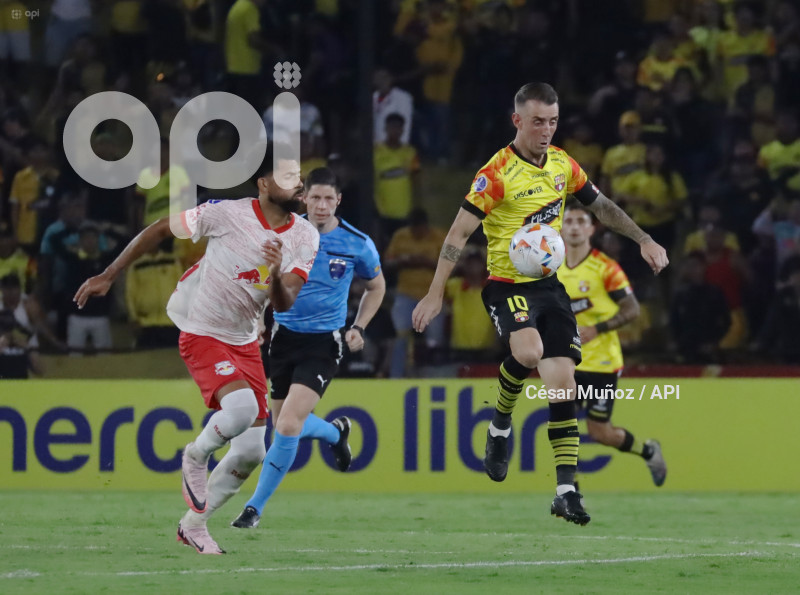 FBL-LIBERTADORES-BARCELONA-BRAGANTINO