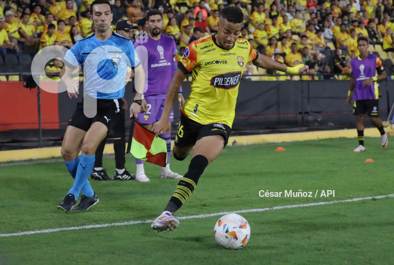 FBL-LIBERTADORES-BARCELONA-BRAGANTINO