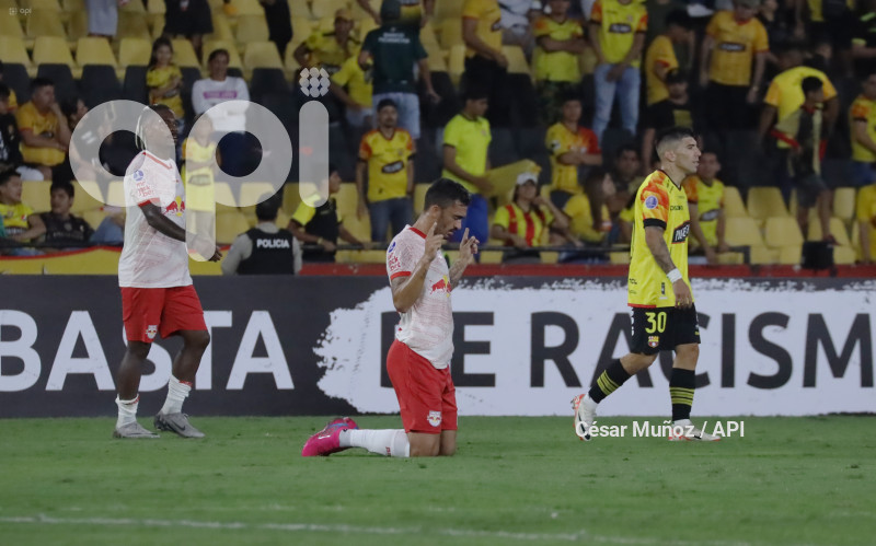 FBL-LIBERTADORES-BARCELONA-BRAGANTINO