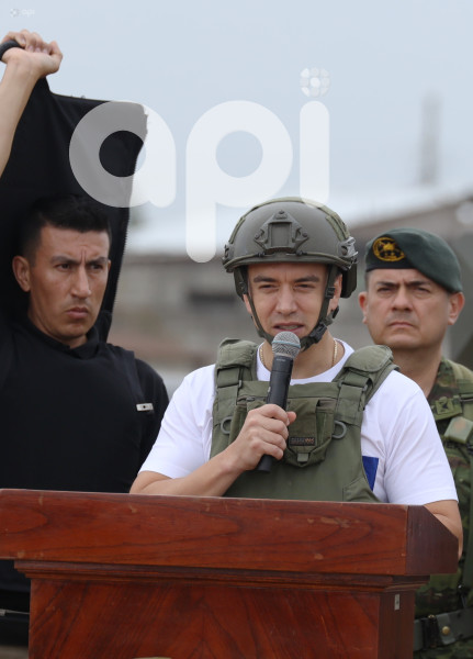 GYE-PRESIDENTE NOBOA DURAN 1