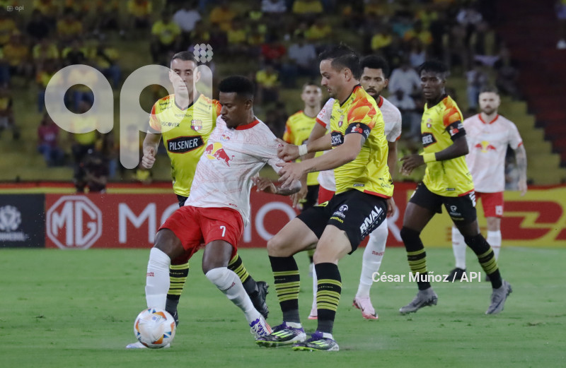 FBL-LIBERTADORES-BARCELONA-BRAGANTINO