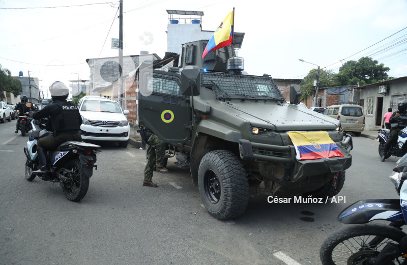 GYE-PRESIDENTE NOBOA DURAN 1