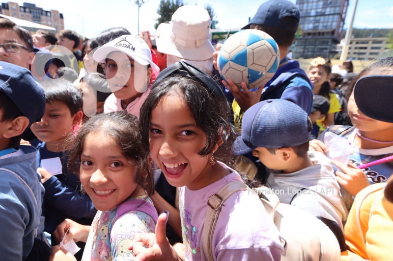 UIO-FUNDACION-NIÑO-MOI