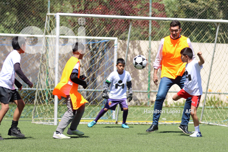 UIO-FUNDACION-NIÑO-MOI