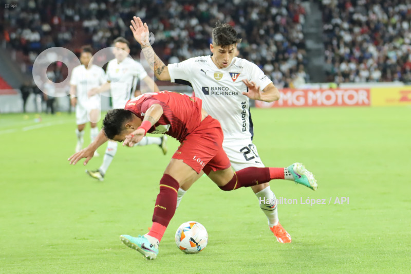 FBL-SUDAMERICANA-LDU-ALWAYS-READY