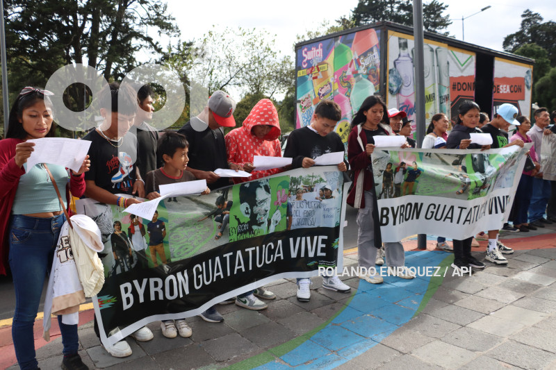 PLANTON-APOYO-VICTIMAS-LEVANTAMIENTO-INDIGENA