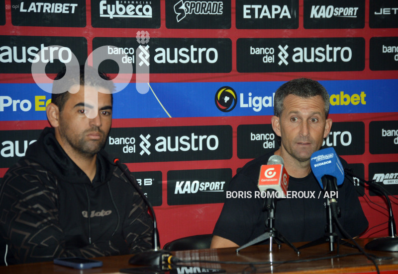 CUENCA-RUEDA PRENSA-DESPEDIDA IGOR OCA