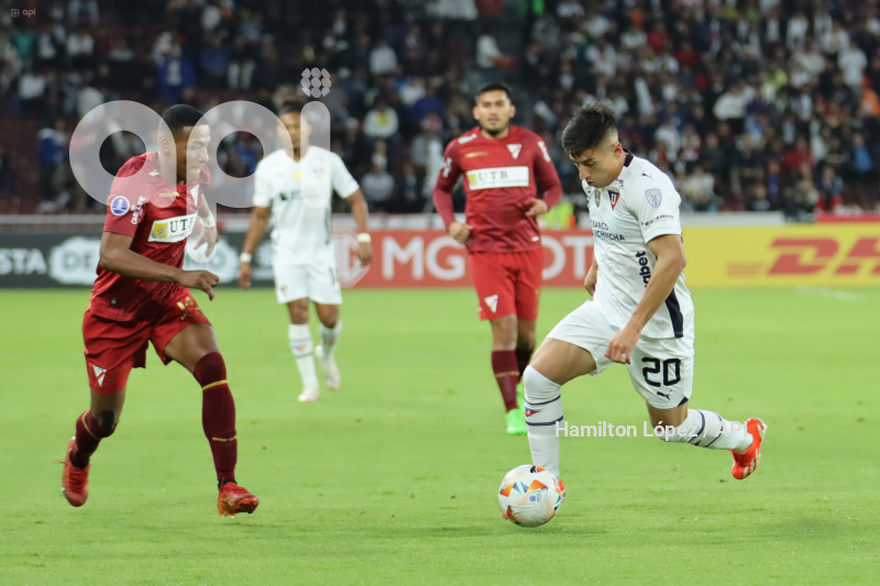 FBL-SUDAMERICANA-LDU-ALWAYS-READY