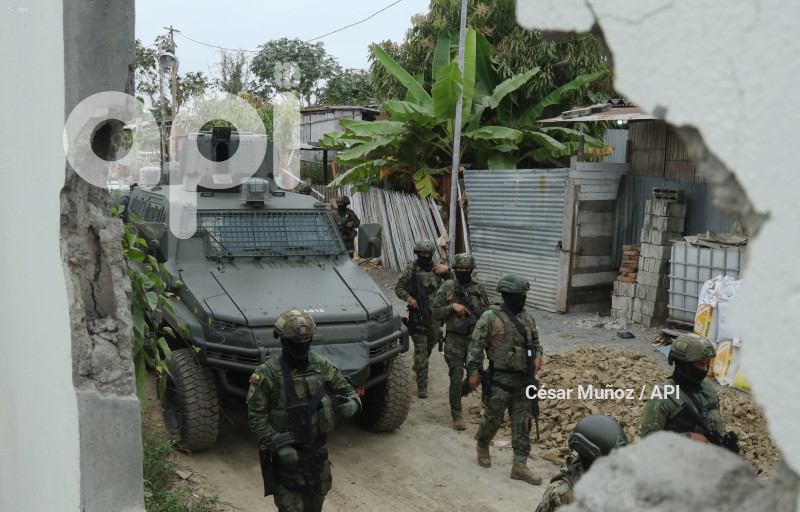 GYE-MILITARIZACION LA DELIA