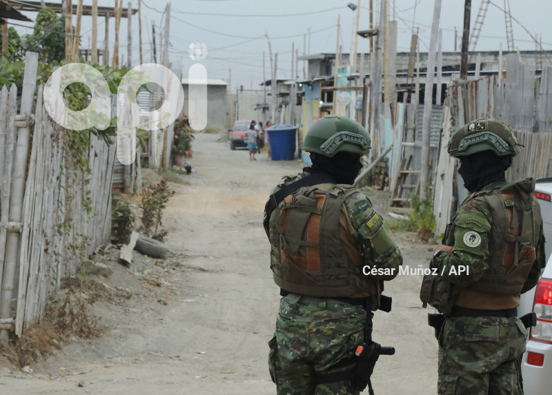 GYE-MILITARIZACION LA DELIA