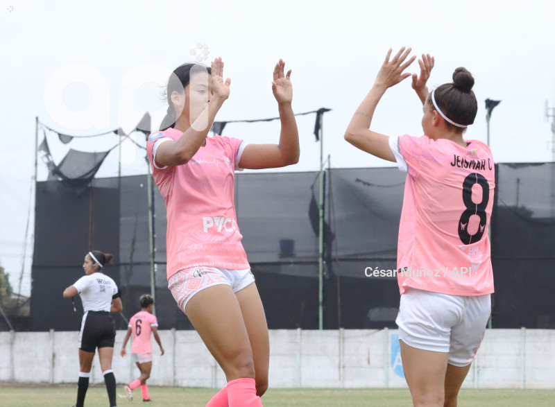 FBL-SUPERLIGA-TOREROS-NANAS