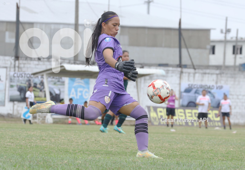 FBL-SUPERLIGA-TOREROS-NANAS