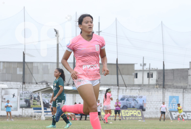 FBL-SUPERLIGA-TOREROS-NANAS