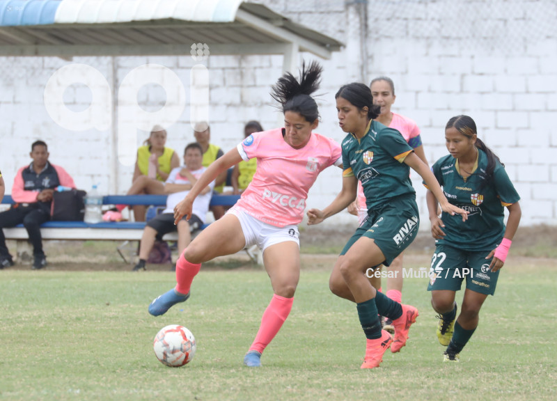 FBL-SUPERLIGA-TOREROS-NANAS