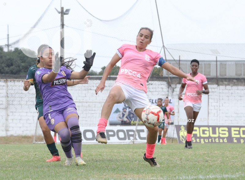 FBL-SUPERLIGA-TOREROS-NANAS