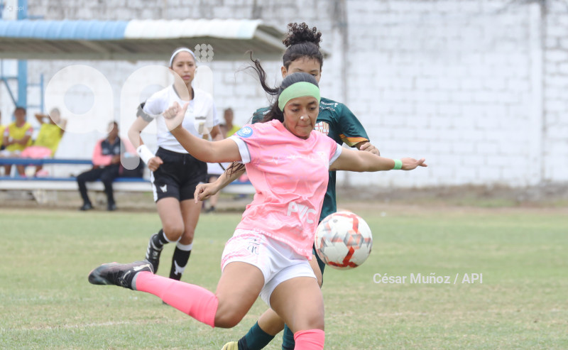 FBL-SUPERLIGA-TOREROS-NANAS