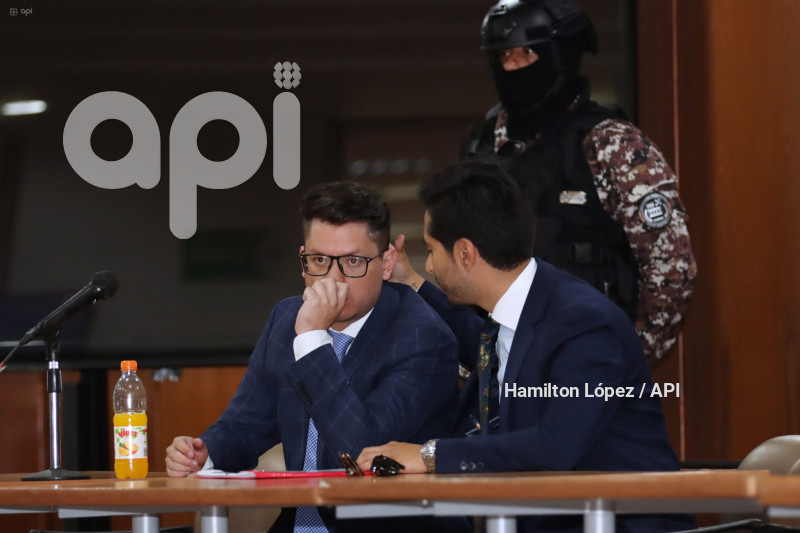 UIO-ÁLEX-PALACIOS-CASO-METÁSTASIS