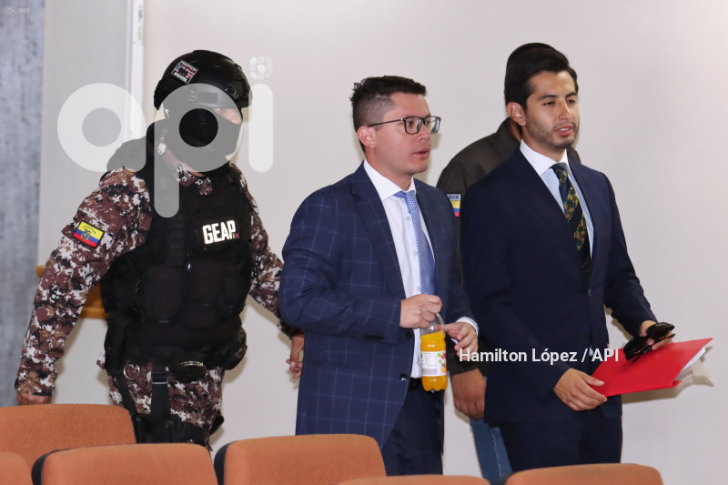 UIO-ÁLEX-PALACIOS-CASO-METÁSTASIS