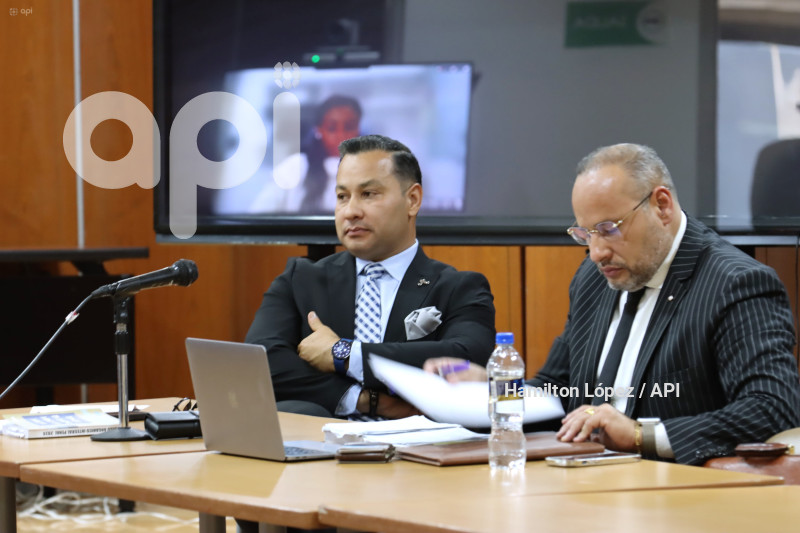 UIO-MAYRA-SALAZAR-CASO-METÁSTASIS