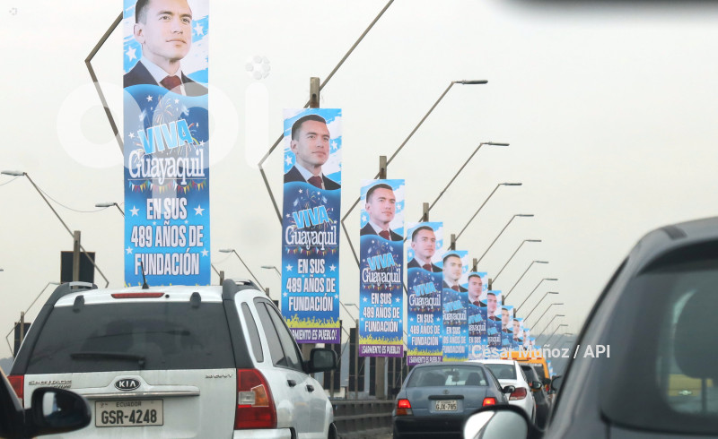 GYE-AFICHE PRESIDNETE PUENTE
