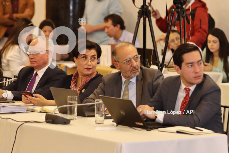 UIO-GABRIELA-SOMMERFELD-JUICIO-POLÍTICO