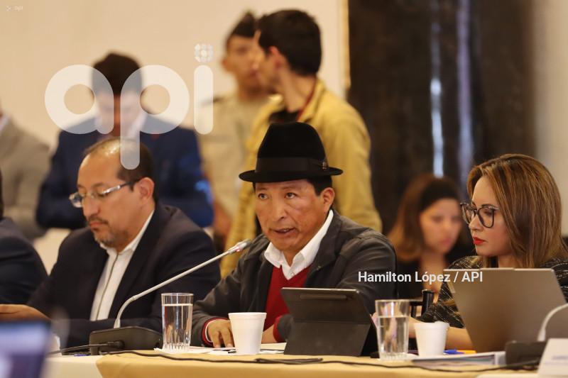 UIO-GABRIELA-SOMMERFELD-JUICIO-POLÍTICO