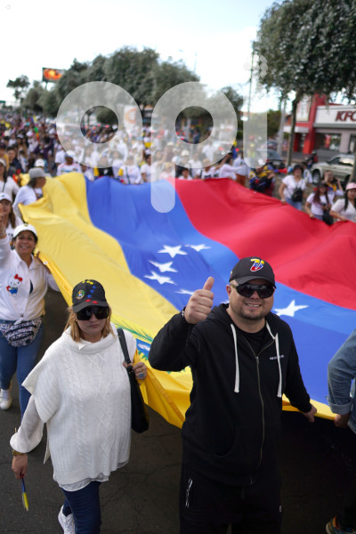 UIO-POL-MARCHAVENEZUELA