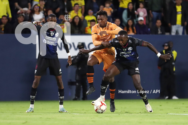 COPA-ECUADOR-INDEPENDIENTE-JRS-BARCELONA