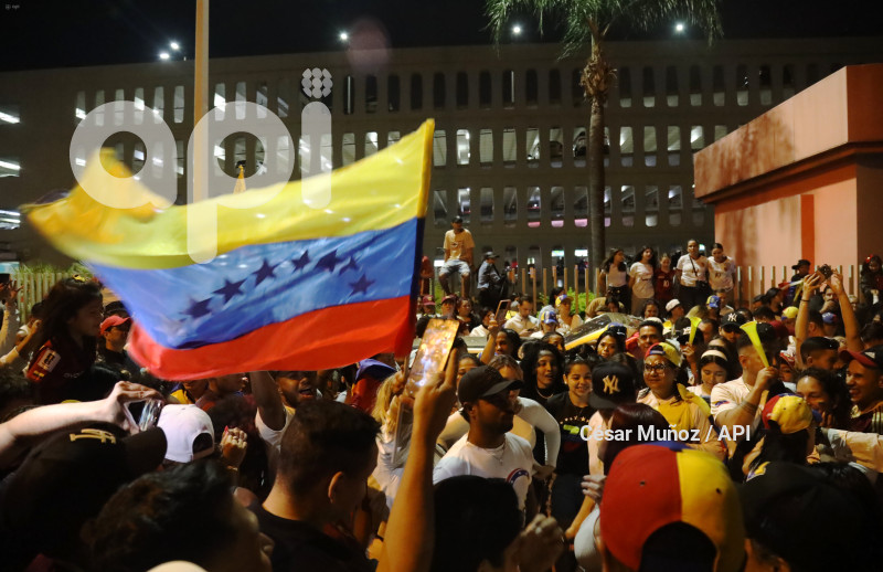 GYE-CONCENTRACION VENEZOLANOS