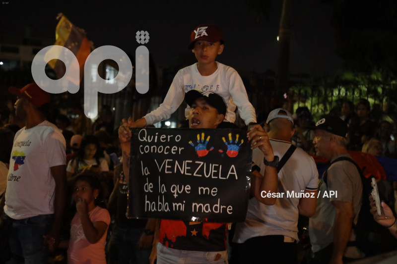 GYE-CONCENTRACION VENEZOLANOS